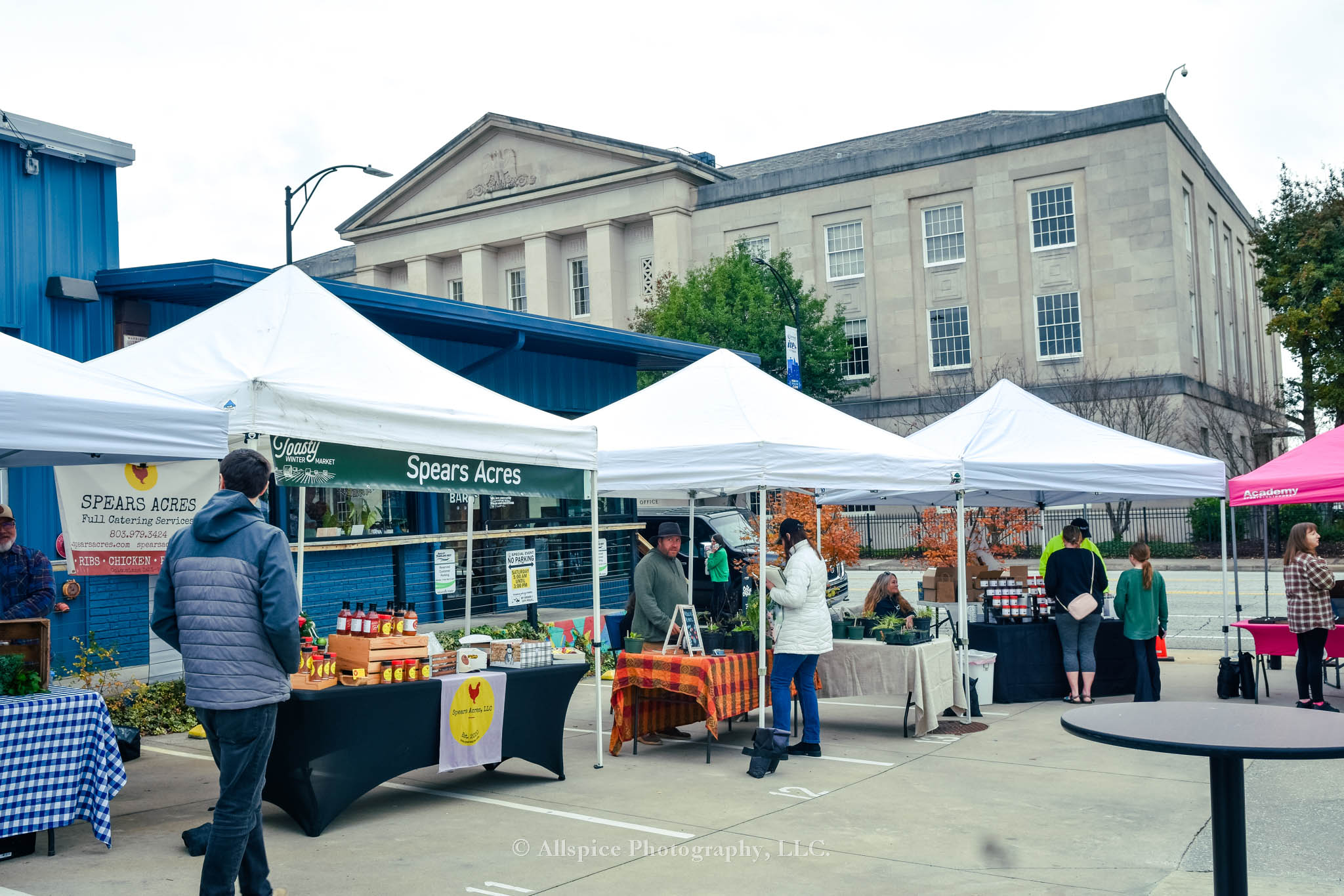 Toasty Farmer Market at Sum Bar in Greenville, SC, taken by Allspice Photography, LLC.