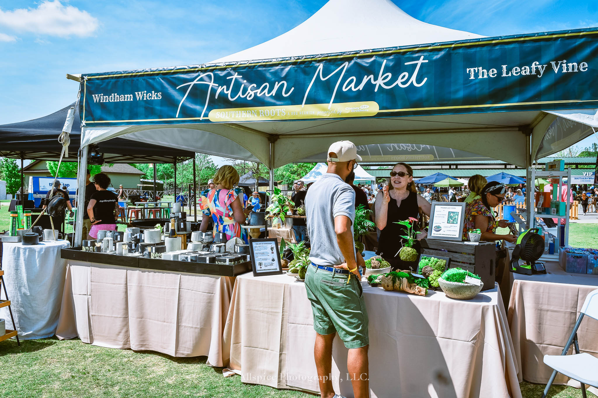 Windham Wicks and The Leafy Vine from the Artisan Market at Southern Roots Reunion in Travelers Rest, SC, taken by Allspice Photography, LLC.